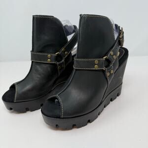 Sbicca Rayanne Wedge Ankle Booties Women's 9M Black Sandals Luxury EUC